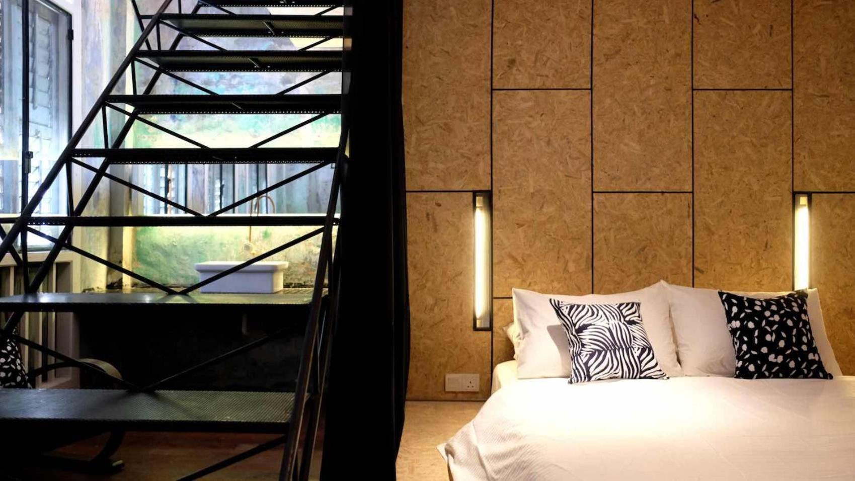 Belakang Kong Heng Ipoh Hotel エクステリア 写真