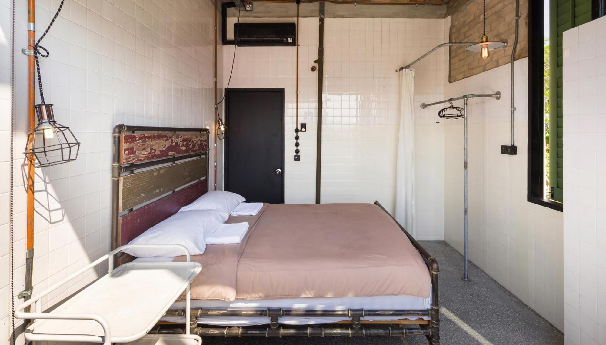 Belakang Kong Heng Ipoh Hotel エクステリア 写真