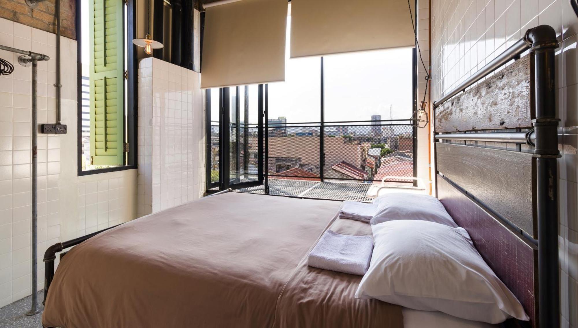 Belakang Kong Heng Ipoh Hotel エクステリア 写真