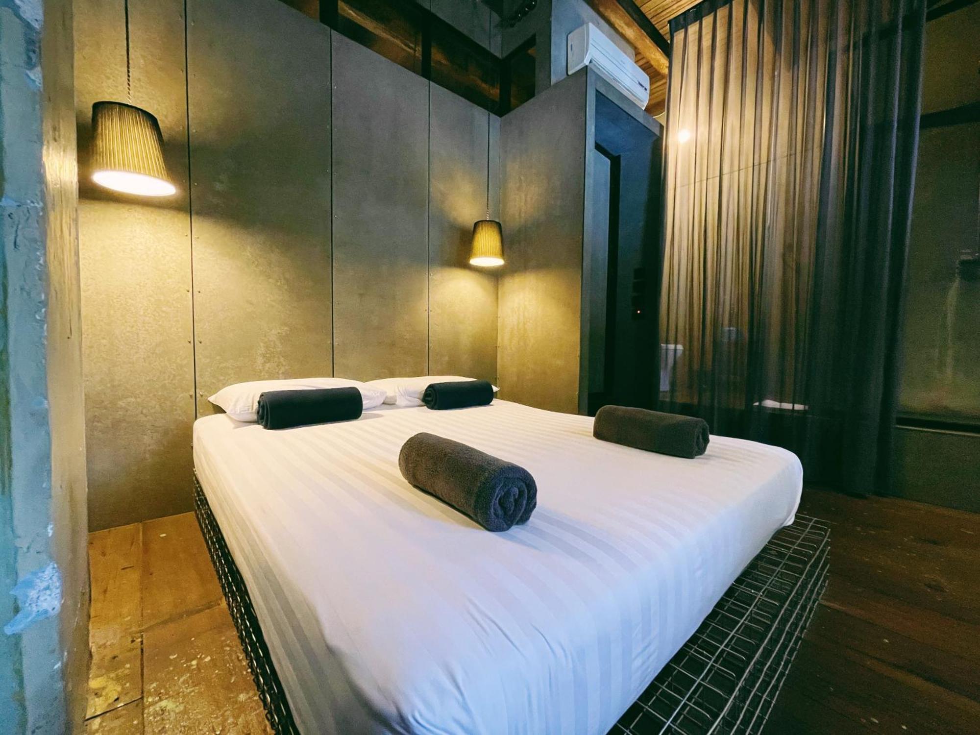Belakang Kong Heng Ipoh Hotel エクステリア 写真