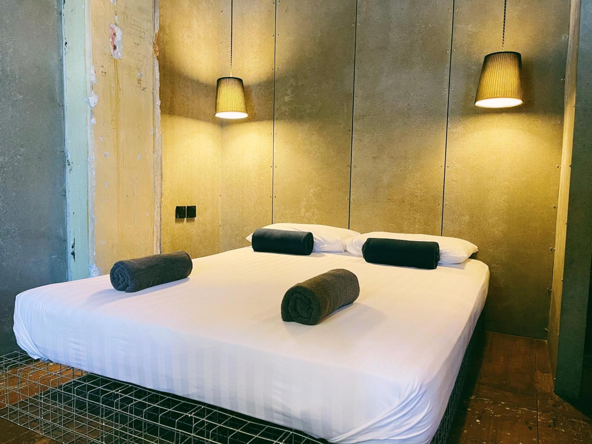 Belakang Kong Heng Ipoh Hotel エクステリア 写真
